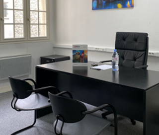 Bureau privé 12 m² 1 poste Coworking Rue du Vieil Abreuvoir Saint-Germain-en-Laye 78100 - photo 1